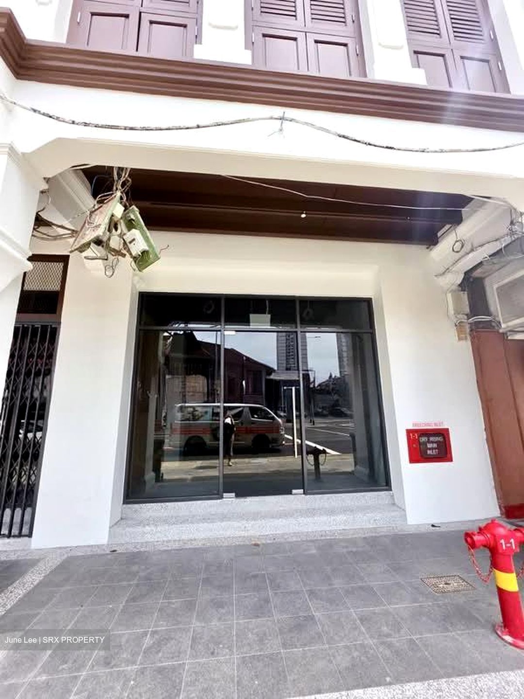 Serangoon Road (D8), Office #594019381